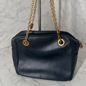Gucci Elegant navy Leather Chain Shoulder Bag vintage